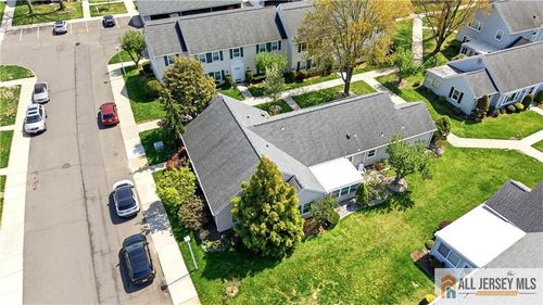 272c-272 Middlebury Ln, Monroe, NJ, 08831 | Card Image