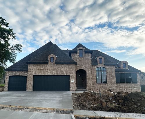 1508 Cedarwood Dr, Claremore, OK, 74017-2086 | Card Image