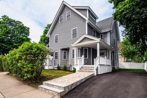 35 Jewett St, Newton, MA, 02458-1501 | Card Image