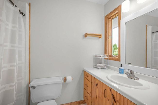 7470 Canyon Curv, House other with 4 bedrooms, 3 bathrooms and null parking in Chanhassen MN | Image 13