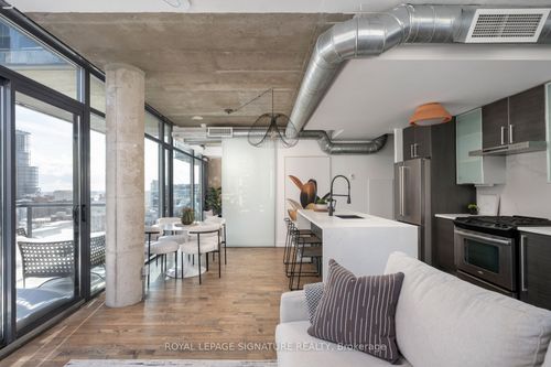 1105-138 Princess St, Toronto, ON, M5A0B1 | Card Image