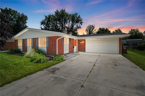 324 Oldham Way, Englewood, OH, 45322 | Card Image