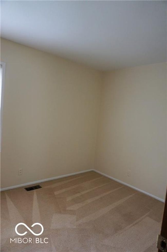 3732 Roseway Ln, House other with 5 bedrooms, 2 bathrooms and null parking in Indianapolis IN | Image 8