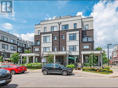 86-400 Alex Gardner Cir, Aurora, ON, L4G3G5 | Card Image