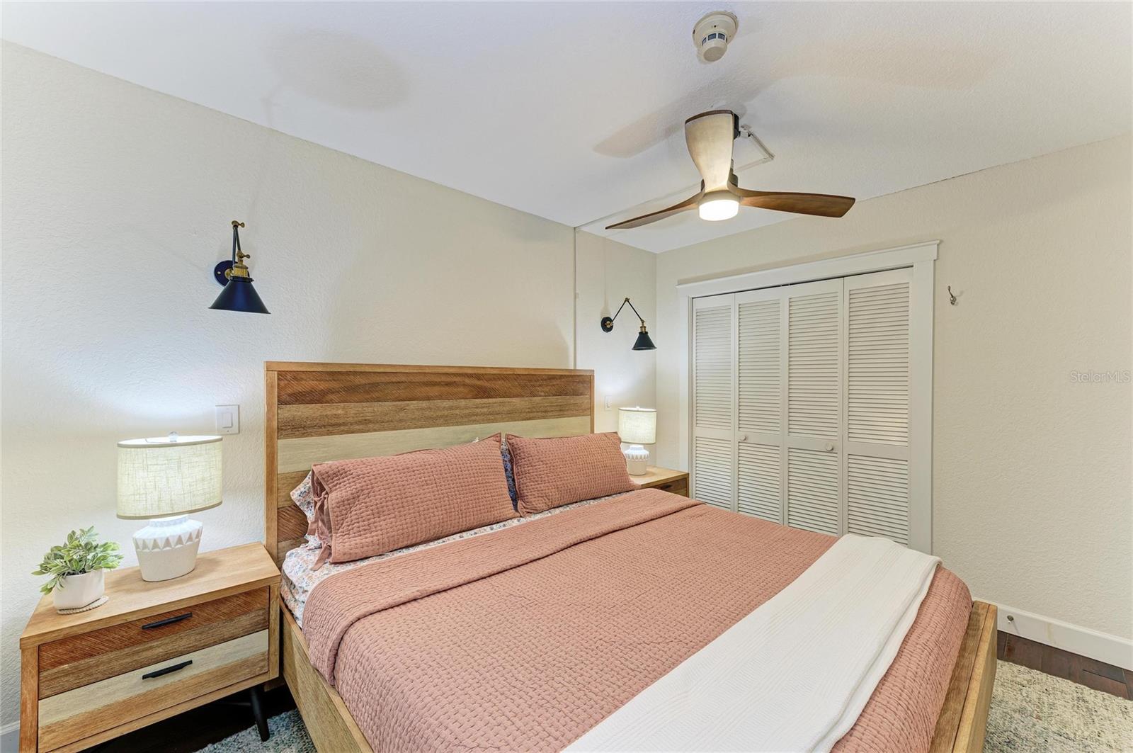 Residential in LONGBOAT KEY 2