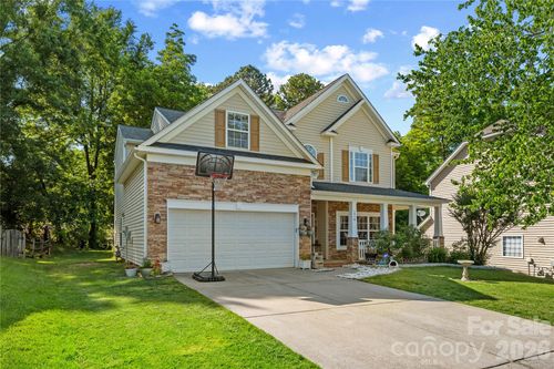 1518 Squirrel Lake Ct, Matthews, NC, 28105-5926 | Card Image