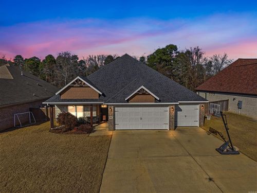 2406 Aberdeen Dr, Bryant, AR, 72019-6006 | Card Image