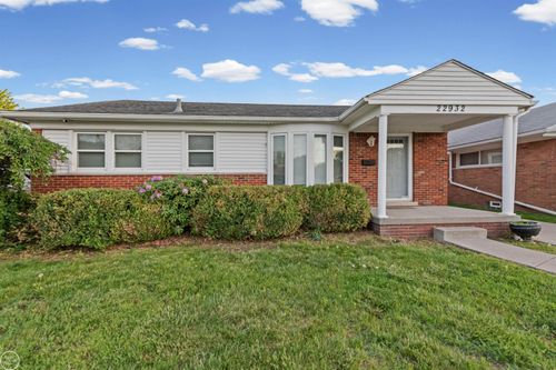 22932 Doremus St, Saint Clair Shores, MI, 48080-2744 | Card Image