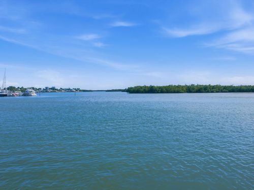 141 Pago Pago Drive E, NAPLES, FL, 34113 | Card Image