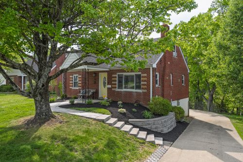 8420 Persimmon Grove Pike, Alexandria, KY, 41001-1400 | Card Image