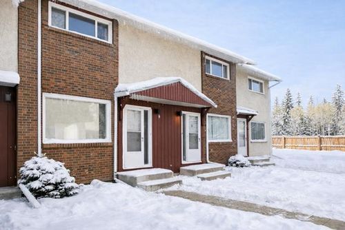 20-441 Switzer Drive, Hinton, AB, T7V1Z7 | Card Image