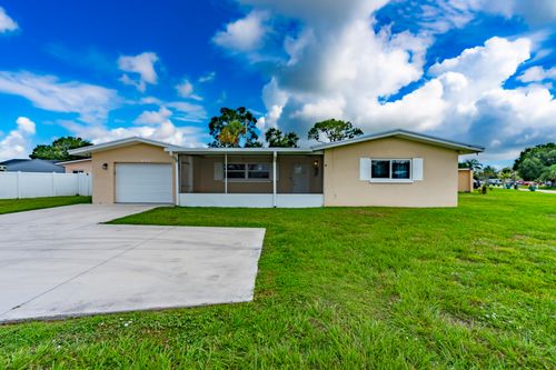613 Beach Ave, Port St. Lucie, FL, 34952-1376 | Card Image