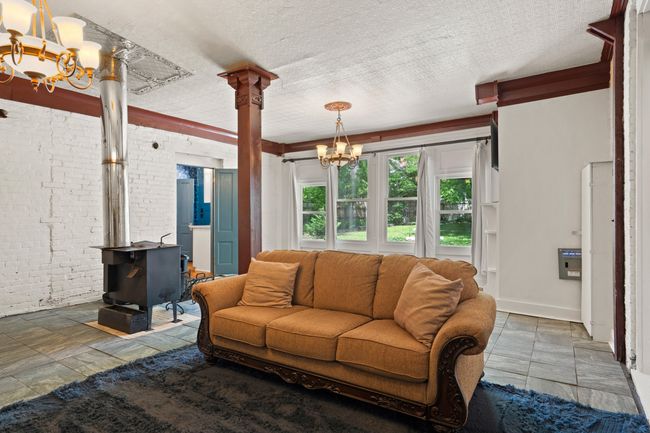711 E Morgan St, House other with 6 bedrooms, 3 bathrooms and null parking in Boonville MO | Image 36