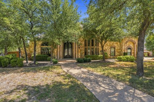 8460 Spicewood Springs Rd, China Spring, TX, 76633-4802 | Card Image
