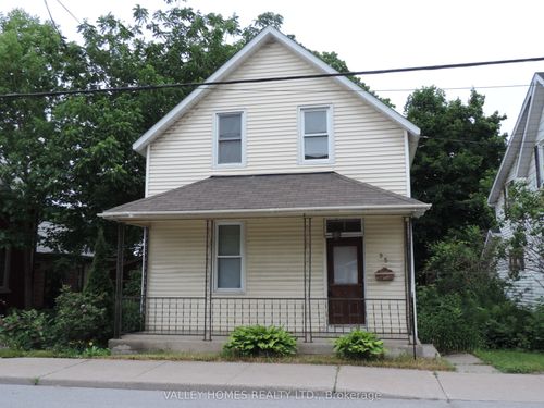 95 Moore St, Carleton Place, ON, K7C2R3 | Card Image