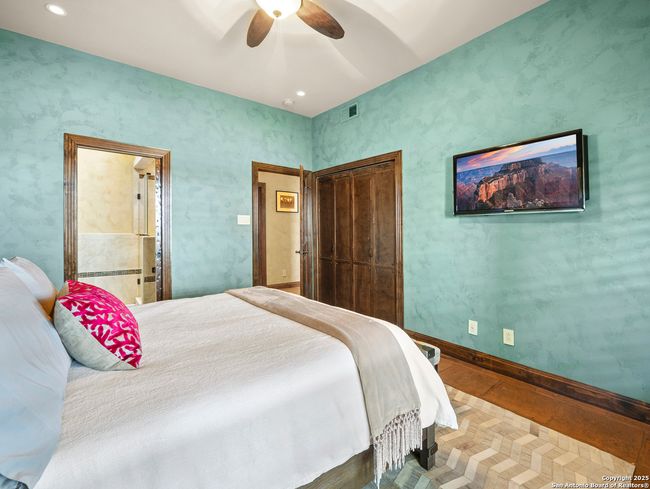 APT-404 - 1022 Navarro St, Condo with 2 bedrooms, 3 bathrooms and null parking in San Antonio TX | Image 13