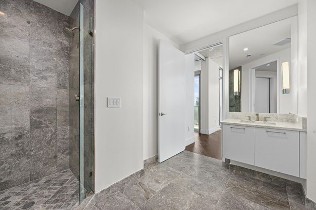 APT-3201 - 501 West Ave, Condo with 3 bedrooms, 3 bathrooms and null parking in Austin TX | Image 29