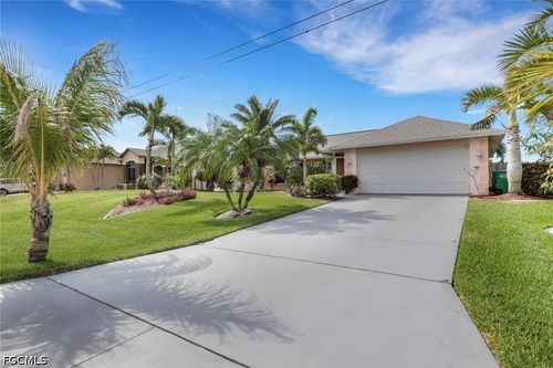 2302 Sw 27th Ter, Cape Coral, FL, 33914-3947 | Card Image