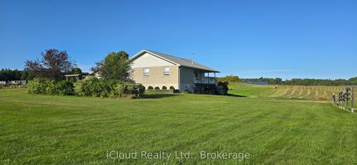 771 Leggetts Rd, Katrine, ON, P0A1L0 | Card Image