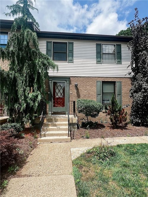 204 Rainprint Ln, Murrysville, PA, 15668-1210 | Card Image