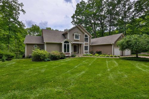9396 Kemper Grove Ln, Symmes Twp, OH, 45140-8932 | Card Image
