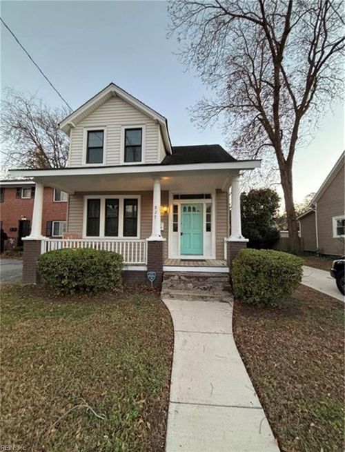 827 W 35th St, Norfolk, VA, 23508-3010 | Card Image