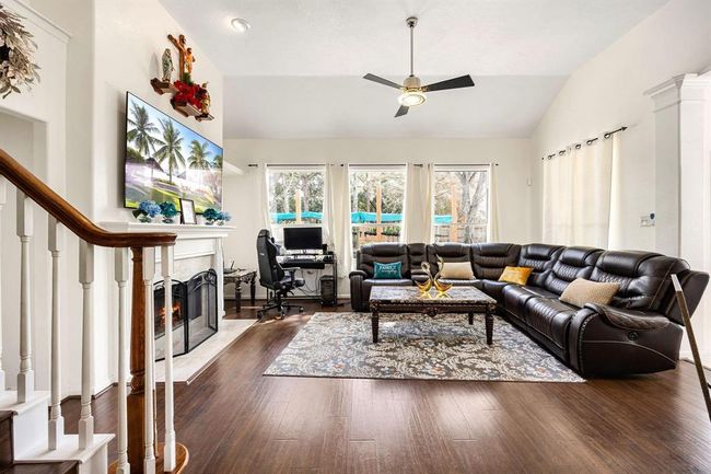 1215 Whisper Trace Ct, House other with 4 bedrooms, 4 bathrooms and 2 parking in Katy TX | Image 10
