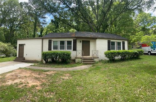 3258 Raymond Dr, Doraville, GA, 30340-1843 | Card Image