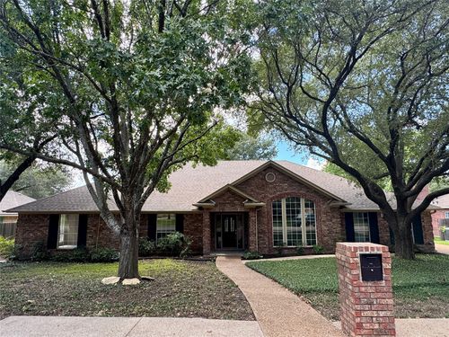 9403 Wildflower Dr, Woodway, TX, 76712-7704 | Card Image