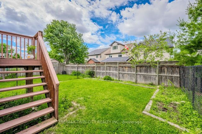 135 Harding St, House other with 3 bedrooms, 3 bathrooms and 1 parking in Kitchener ON | Image 34