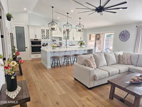 20637 N 61st Ave, Glendale, AZ, 85308-6725 | Card Image