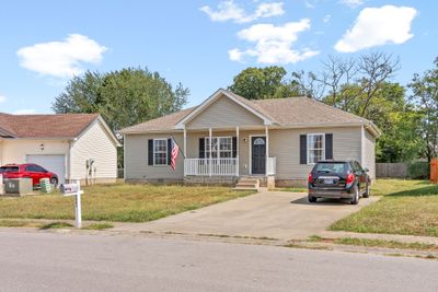 3441 Foxrun Ln, House other with 3 bedrooms, 2 bathrooms and 2 parking in Clarksville TN | Image 1