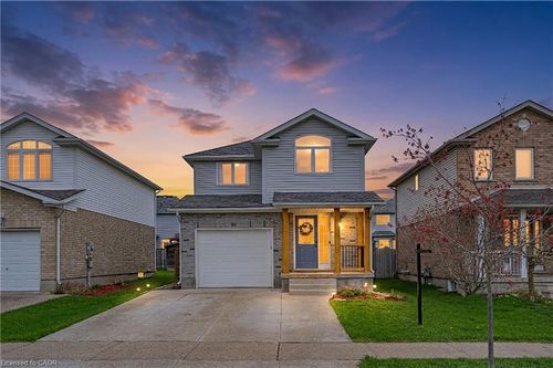 86 Brookmead St, Elmira, ON, N3B3L9 | Card Image