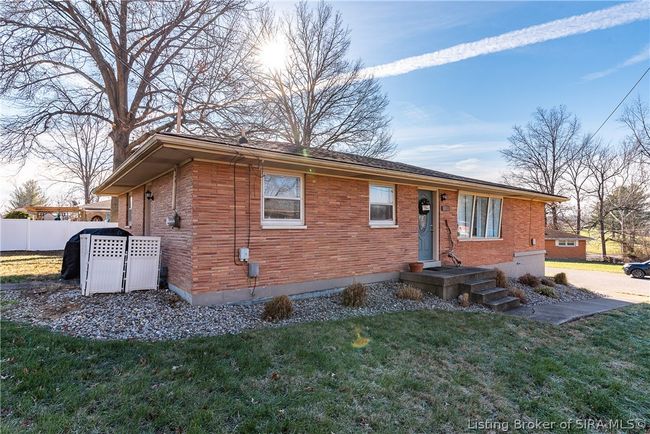 609 Lynn Rd, Home with 3 bedrooms, 2 bathrooms and null parking in New Albany IN | Image 5