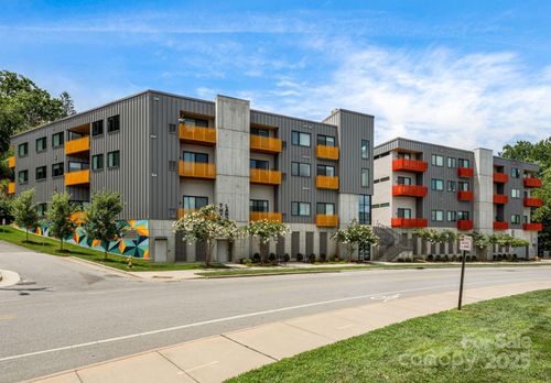 401-68 Craven St, Asheville, NC, 28806-4608 | Card Image