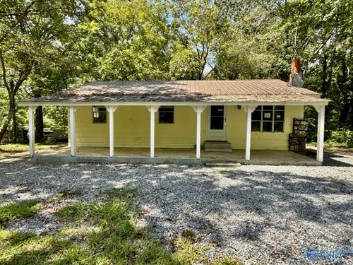 87 Flat Top Cir, Scottsboro, AL, 35768-5756 | Card Image