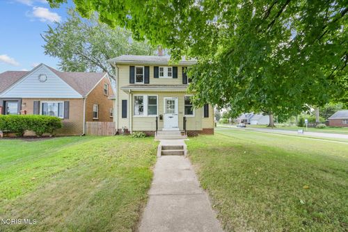 3004 Starr Ave, Oregon, OH, 43616-2253 | Card Image