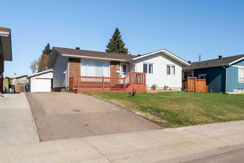 113 Deep Rd, Fort Mcmurray, AB, T9K1B7 | Card Image