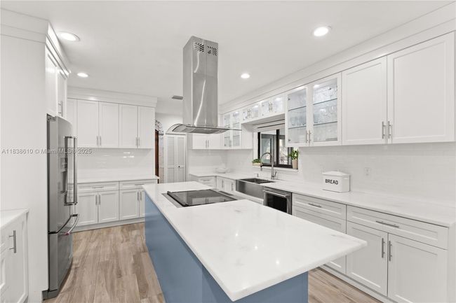13505 Sw 83 Rd Ct, House other with 4 bedrooms, 4 bathrooms and null parking in Pinecrest FL | Image 18