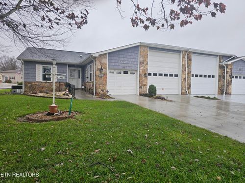 36 White Oak Cir, Crossville, TN, 38555-5779 | Card Image