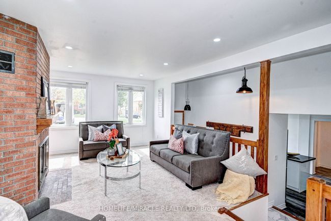 239 Hamilton St, House other with 4 bedrooms, 2 bathrooms and 6 parking in Cambridge ON | Image 8