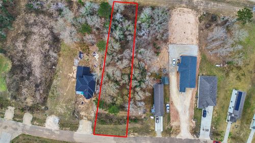 715 Road 5203, Cleveland, TX, 77327-3937 | Card Image