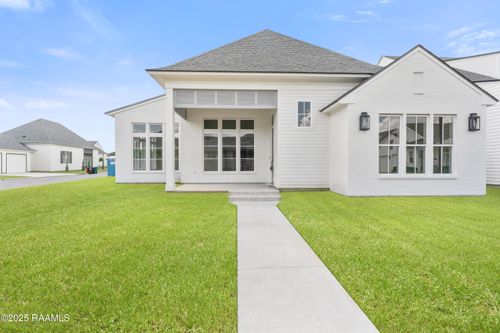 200 Apple Wood Xing, Lafayette, LA, 70508-5859 | Card Image