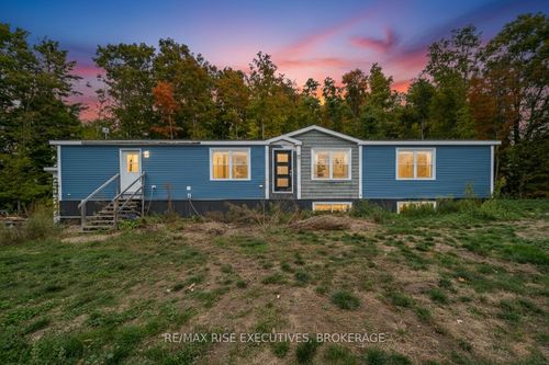 310 Berryton Rd, Seeleys Bay, ON, K0H2N0 | Card Image