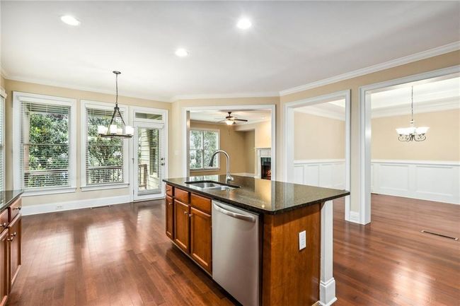 189 Privet Cir, House other with 4 bedrooms, 5 bathrooms and 2 parking in Suwanee GA | Image 14