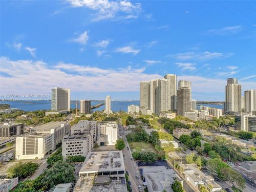 2106a-121 Ne 34th St, Miami, FL, 33137-3878 | Card Image