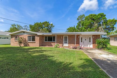 3902 N Tallahassee Rd, Crystal River, FL, 34428-6247 | Card Image