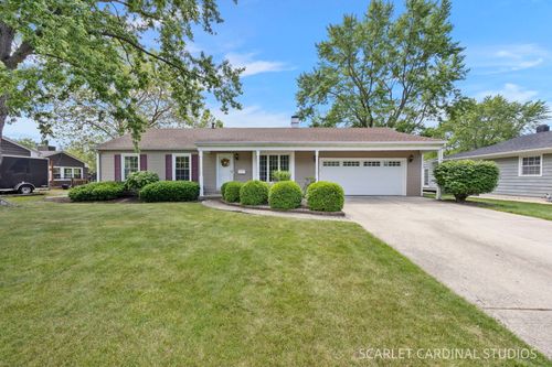18 Cayman Dr, Montgomery, IL, 60538-2621 | Card Image