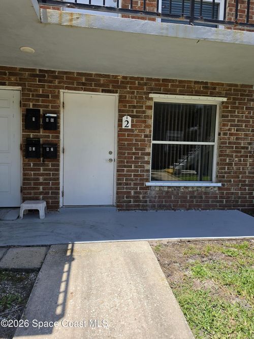 b2-190 E Olmstead Dr, Titusville, FL, 32780-5861 | Card Image