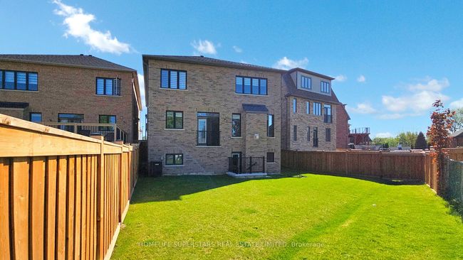 28 Great Railway Crt, House other with 5 bedrooms, 4 bathrooms and 6 parking in Kleinburg ON | Image 40